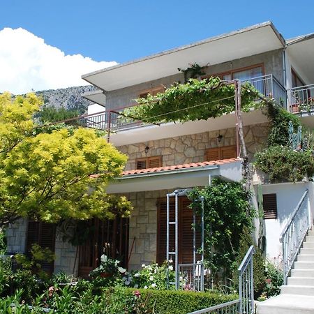 Apartments By The Sea Brela, Makarska - 20778 Екстериор снимка